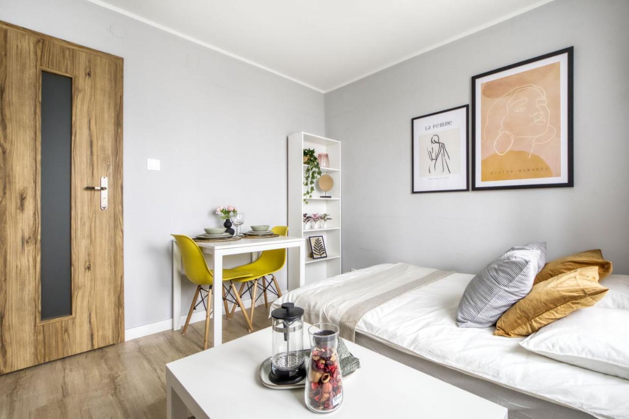 Apartments Centre By Arrenda วอร์ซอ ภายนอก รูปภาพ